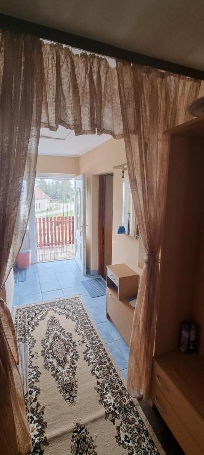Kod Slaveka Apartment Kostanjevac Екстериор снимка
